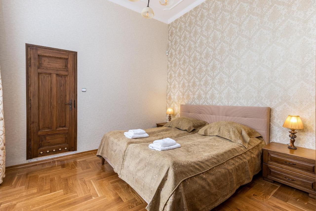 Best Location To Explore Krakow Spacious 105M2 Apartman Kültér fotó